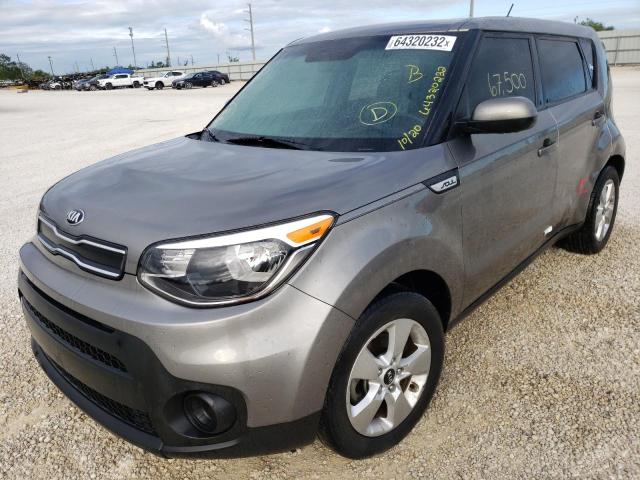 KNDJN2A25J7515330 - 2018 KIA SOUL GRAY photo 2