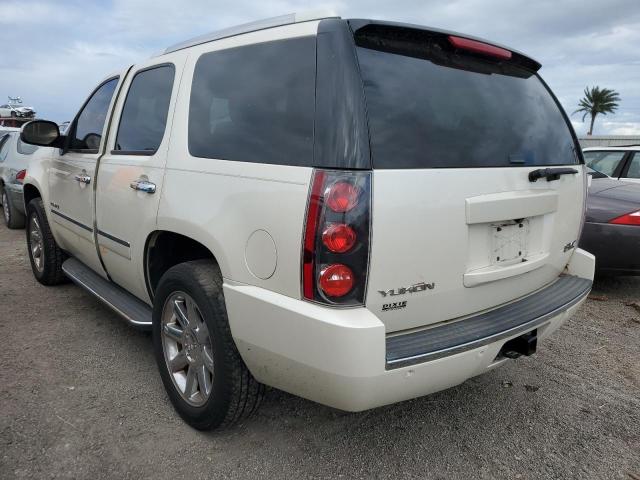 1GKS1EEF4DR326552 - 2013 GMC YUKON DENA WHITE photo 3