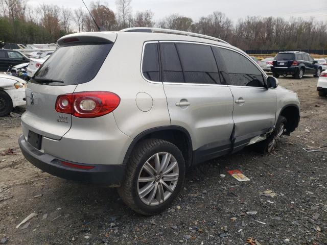 WVGBV7AX0AW504329 - 2010 VOLKSWAGEN TIGUAN SE SILVER photo 3