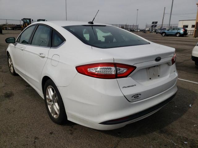 3FA6P0H7XFR131118 - 2015 FORD FUSION SE WHITE photo 3