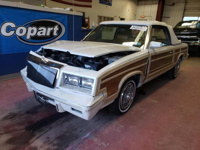 1C3BC55G1DG141227 - 1983 CHRYSLER LEBARON WHITE photo 2