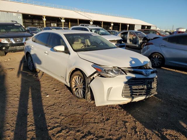 4T1BD1EB9JU060104 - 2018 TOYOTA AVALON HYB WHITE photo 1