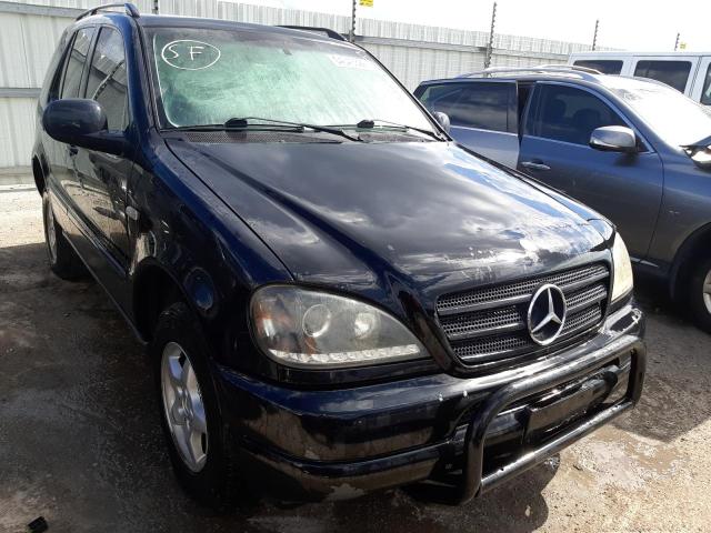 4JGAB54E0XA072690 - 1999 MERCEDES-BENZ ML 320 BLACK photo 1