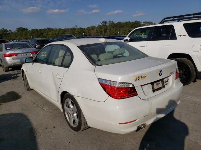 WBANV93518CZ67601 - 2008 BMW 535XI WHITE photo 3