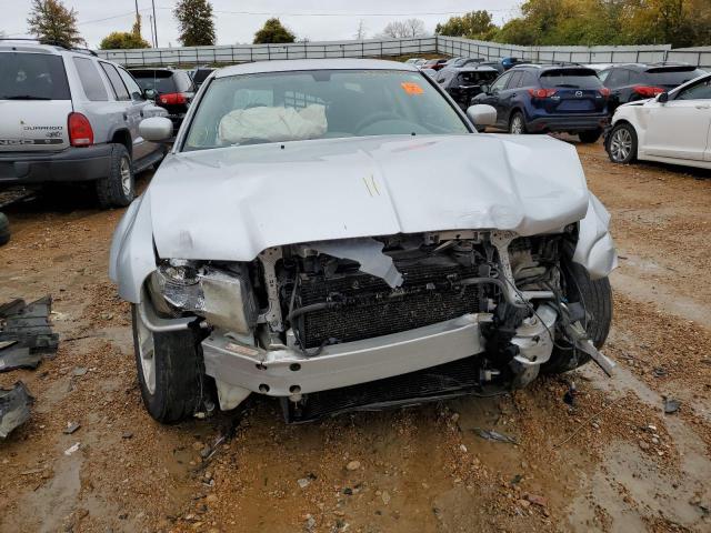 2C3KA53G67H777028 - 2007 CHRYSLER 300 TOURIN SILVER photo 9