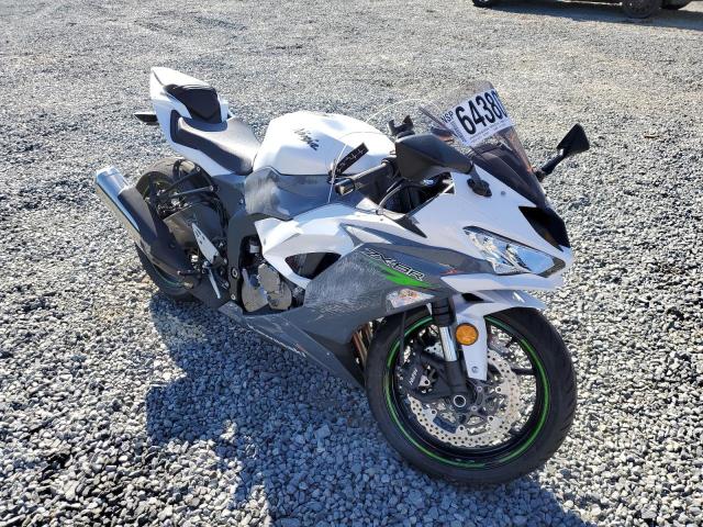 JKBZXJH11MA009690 - 2021 KAWASAKI ZX636 K WHITE photo 1