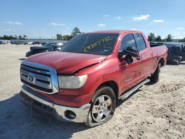 5TFRM5F16BX029599 - 2011 TOYOTA TUNDRA DOU RED photo 2