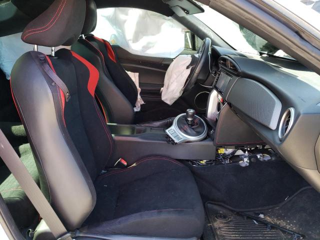 JF1ZNAA12G9703438 - 2016 TOYOTA SCION FR-S SILVER photo 5