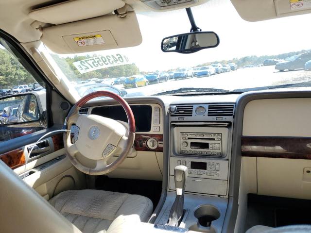 5LMFU28R94LJ07798 - 2004 LINCOLN NAVIGATOR თაფლისფერი ფოტო 9