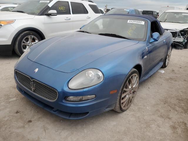 ZAMBB18A850020134 - 2005 MASERATI SPYDER CAM BLUE photo 2