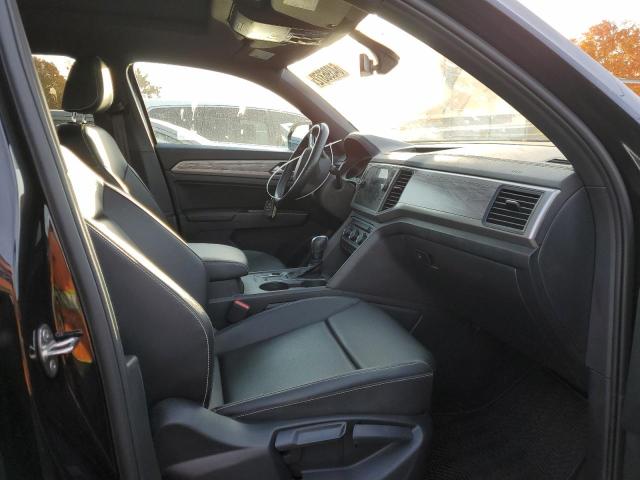 1V25C2CA9LC201894 - 2020 VOLKSWAGEN ATLAS CROS შავი ფოტო 5