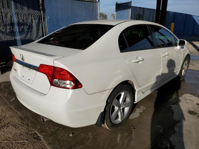2HGFA1F61AH551383 - 2010 HONDA CIVIC LX-S Biały zdjęcie 4