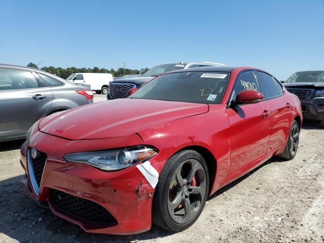 ZARFAEDN9H7550025 - 2017 ALFA ROMEO GIULIA Q4 红色 照片 2