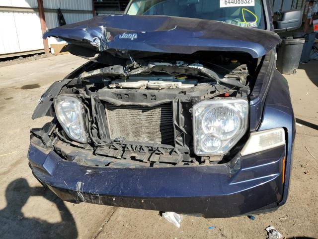 1J8GN28K58W133856 - 2008 JEEP LIBERTY SP BLUE photo 9