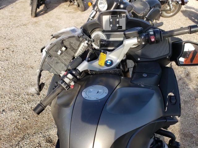 WB10A1303EZ190472 - 2014 BMW R1200 RT GRAY photo 5