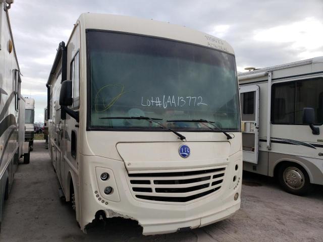 1F65F5DN0L0A14205 - 2020 FORD F53 BEIGE photo 1