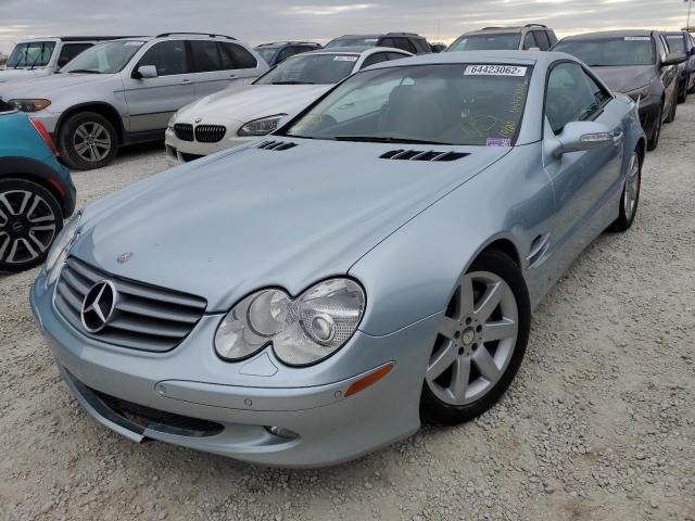 WDBSK75F63F052371 - 2003 MERCEDES-BENZ SL 500R SILVER photo 2