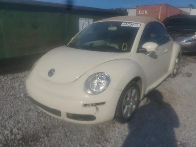 3VWRF31YX7M412040 - 2007 VOLKSWAGEN NEW BEETLE 米色 照片 2