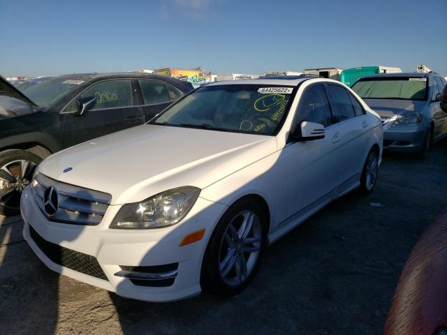 WDDGF4HB8DR267131 - 2013 MERCEDES-BENZ C 250 WHITE photo 2