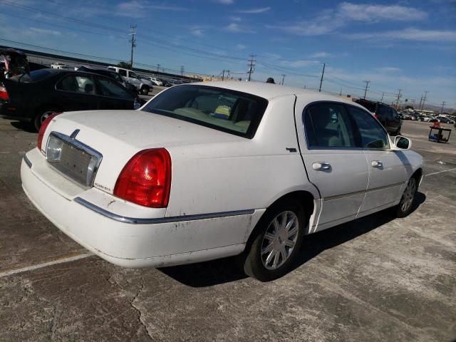 2LNHM82V19X623443 - 2009 LINCOLN TOWN CAR S WHITE photo 4