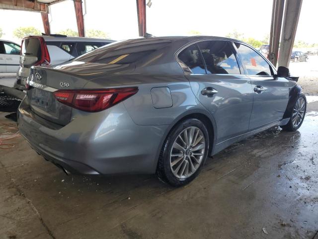 JN1EV7AP9JM359047 - 2018 INFINITI Q50 LUXE GRAY photo 4