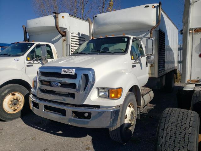 3FRXF7FL9BV077244 - 2011 FORD F750 SUPER WHITE photo 2