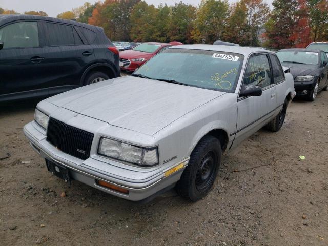 1G4NJ14U5JM005562 - 1988 BUICK SKYLARK CU SILVER photo 2