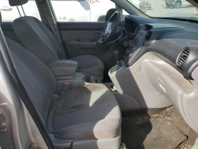 KNAFG528597244959 - 2009 KIA RONDO BASE GRAY photo 5