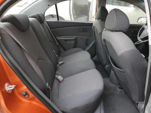 KNADE123X86****** - 2008 KIA RIO BASE ORANGE photo 6