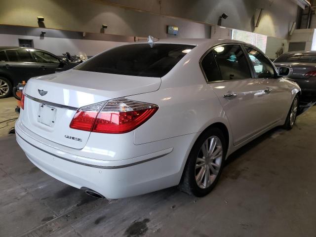 KMHGC4DE4BU121382 - 2011 HYUNDAI GENESIS 3. WHITE photo 4