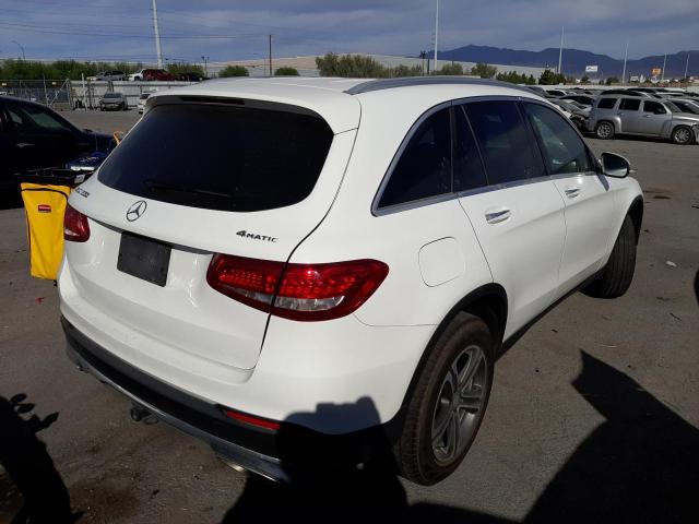 WDC0G4KB4HF167305 - 2017 MERCEDES-BENZ GLC 300 4M WHITE photo 4