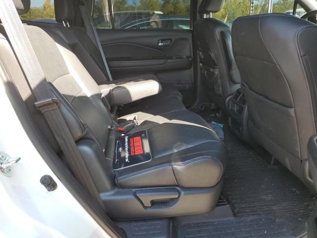 5FNYF8H56MB011561 - 2021 HONDA PASSPORT E 白色 照片 6