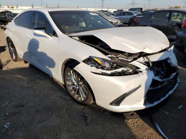 58AB21B16KU003337 - 2019 LEXUS ES 300H WHITE photo 1