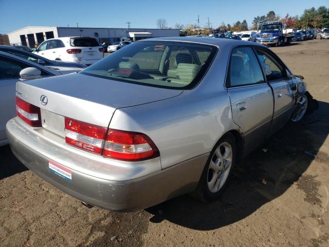 JT8BF28G915105594 - 2001 LEXUS ES 300 SILVER photo 4