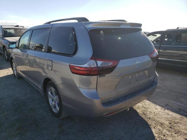 5TDKK3DC7FS668439 - 2015 TOYOTA SIENNA LE GRAY photo 3