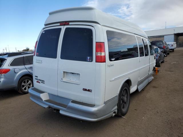 1GDZGNBG8A1141996 - 2010 GMC SAVANA RV WHITE photo 4