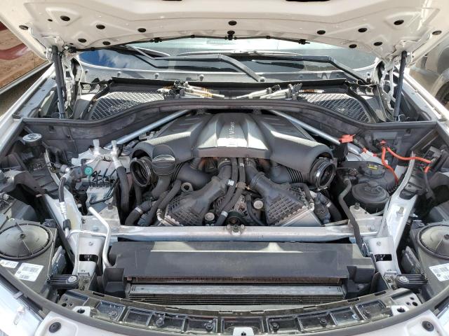 5YMKT6C53J0X21321 - 2018 BMW X5 M Blanco foto 7