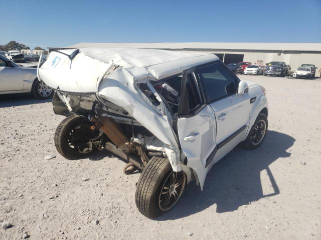 KNDJT2A58C7465249 - 2012 KIA SOUL WHITE photo 4