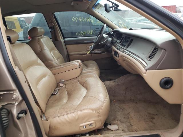 1LNLM82W1VY640983 - 1997 LINCOLN TOWN CAR S TAN photo 5