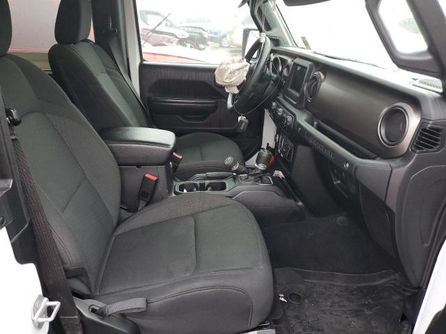 1C4GJXAN0LW303828 - 2020 JEEP WRANGLER S WHITE photo 5