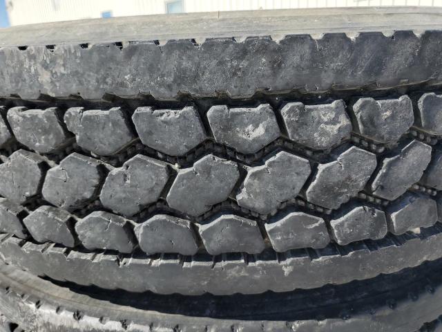 undefined - 2000 TIRE TIRES BLACK photo 6