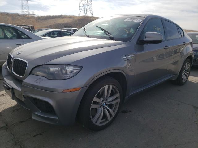 5YMGZ0C50BLK14006 - 2011 BMW X6 M GRAY photo 2