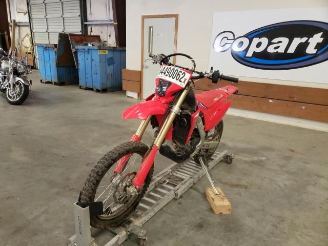 JH2PD1119NK301028 - 2022 HONDA CRF450 L RED photo 2