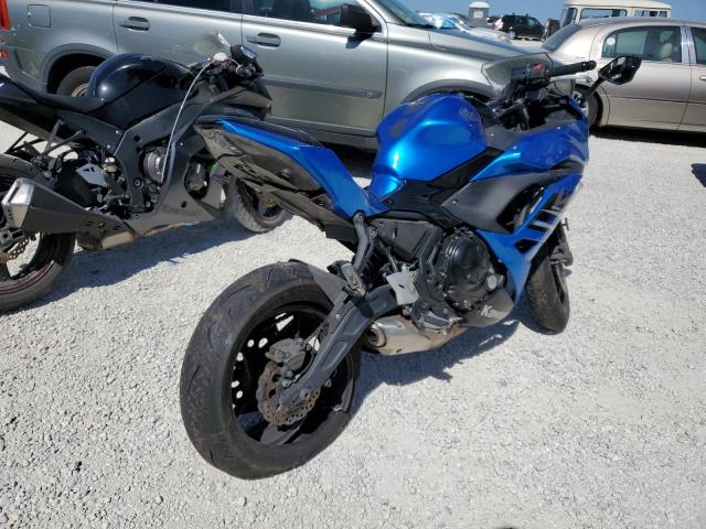 JKAEXEK18JDA11856 - 2018 KAWASAKI EX650-F 蓝色 照片 4