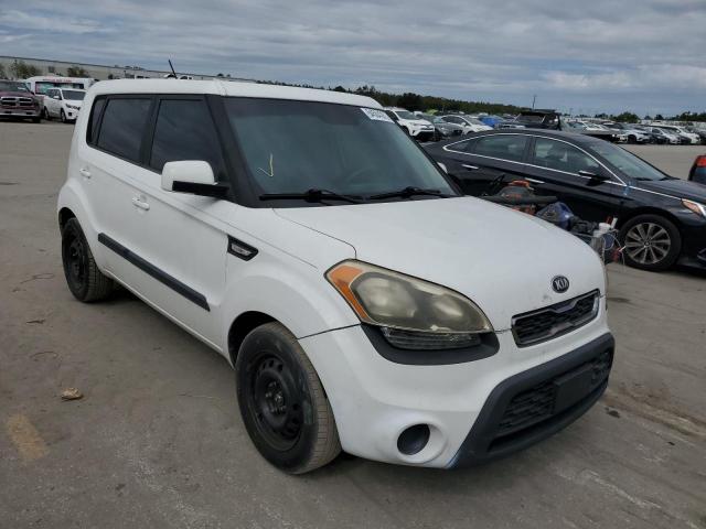 KNDJT2A5XD7501315 - 2013 KIA SOUL WHITE photo 1