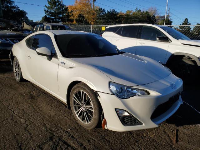JF1ZNAA11D2711132 - 2013 TOYOTA SCION FR-S WHITE photo 1