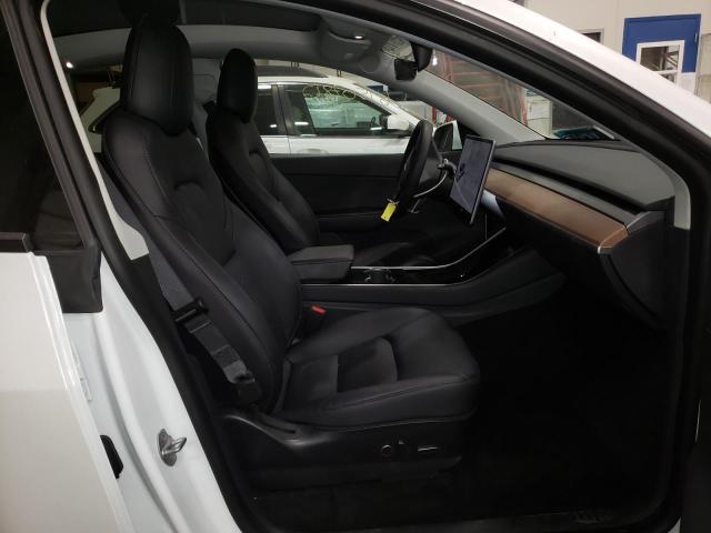 5YJYGDEE0MF068221 - 2021 TESLA MODEL Y Blanc photo 5