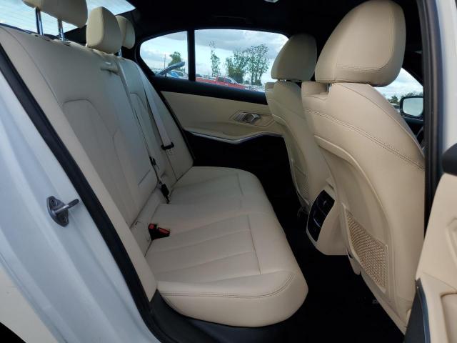 3MW5R1J09M8C07639 - 2021 BMW 330I WHITE photo 10