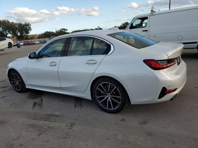 3MW5R1J09M8C07639 - 2021 BMW 330I WHITE photo 2