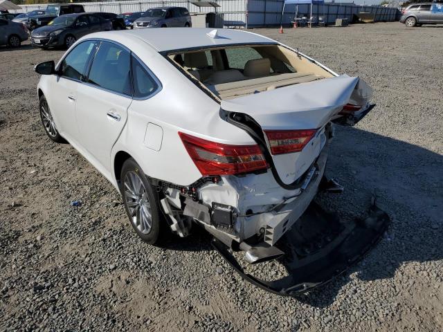 4T1BK1EB0JU271701 - 2018 TOYOTA AVALON XLE WHITE photo 3